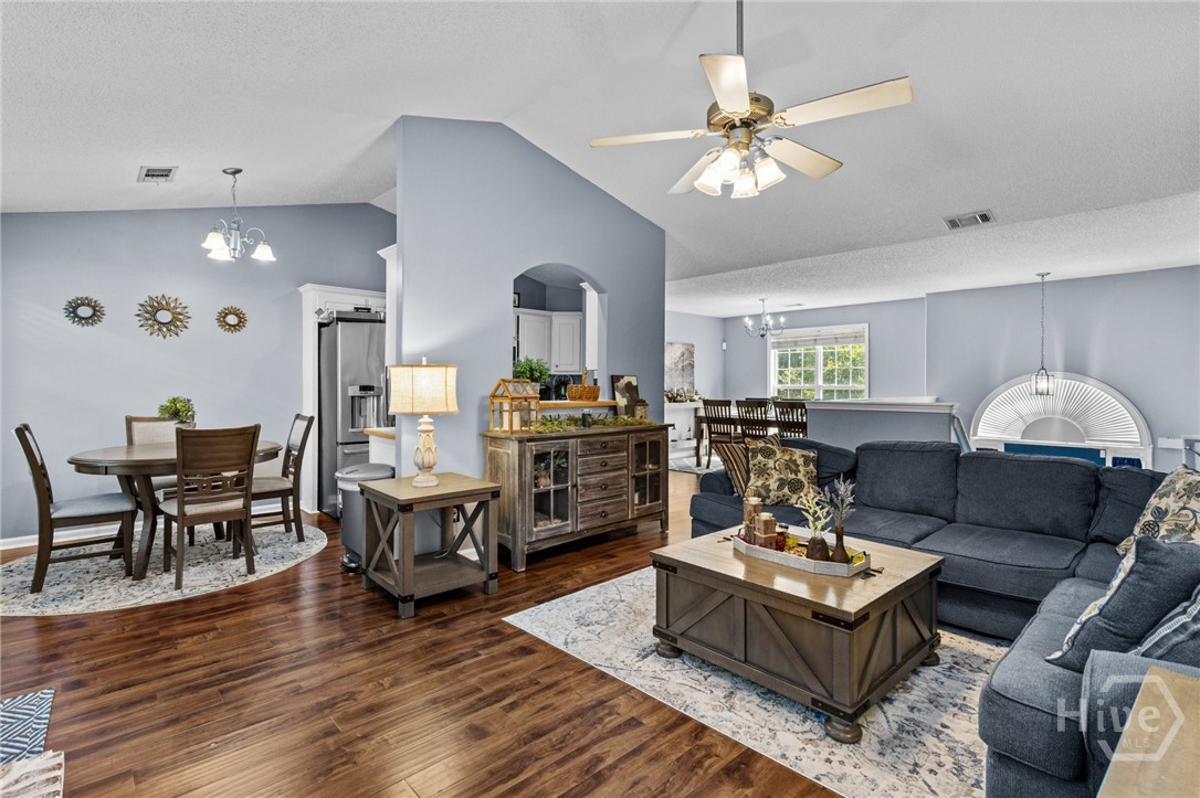 1221 Casper Lane
