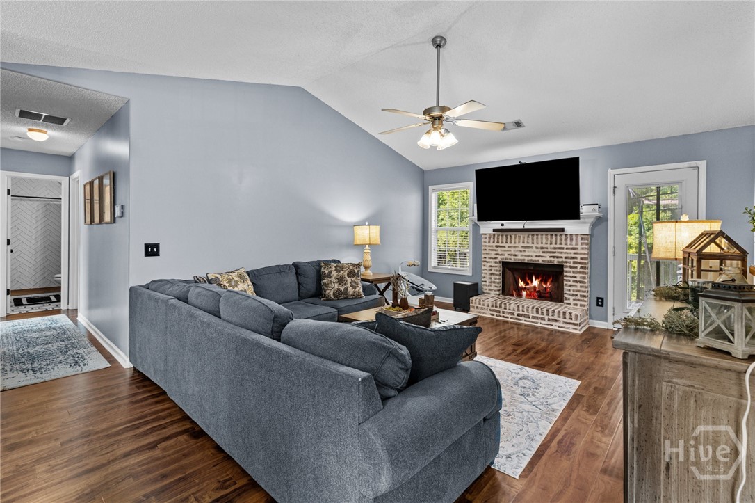 1221 Casper Lane