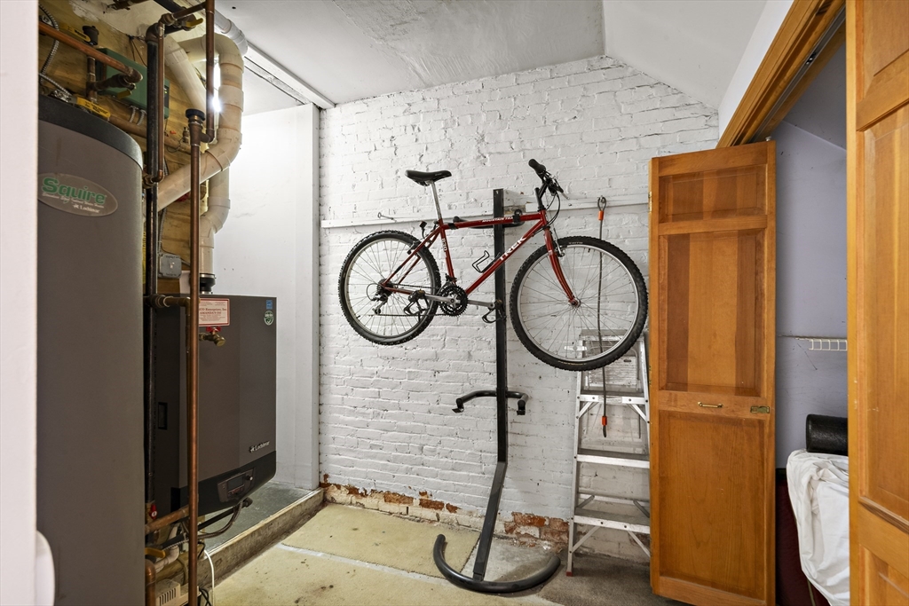 15 Hereford St. # 1