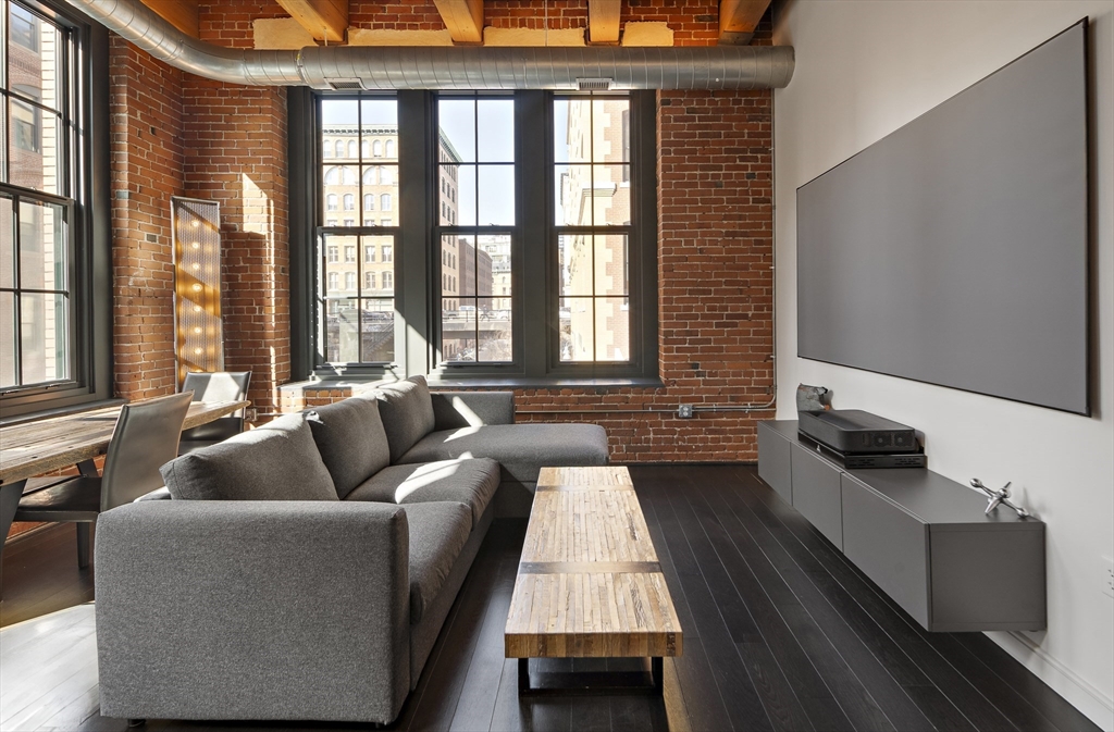 319 A St. # 208