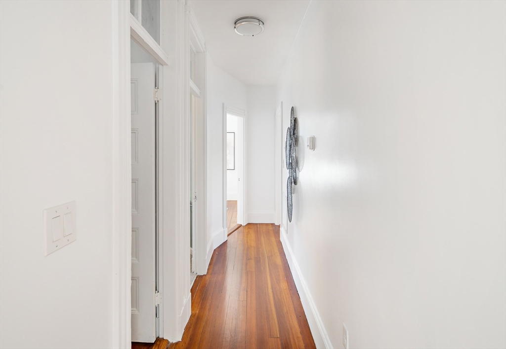 A Captivating Victorian Condo in A Fantastic Neighborhood