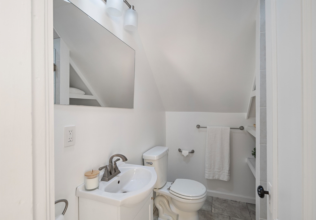 A Captivating Victorian Condo in A Fantastic Neighborhood