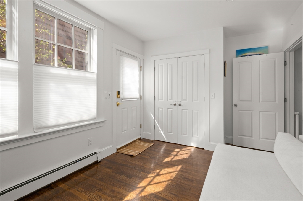 A Gorgeous Corner Condo With 2 Private Entrances
