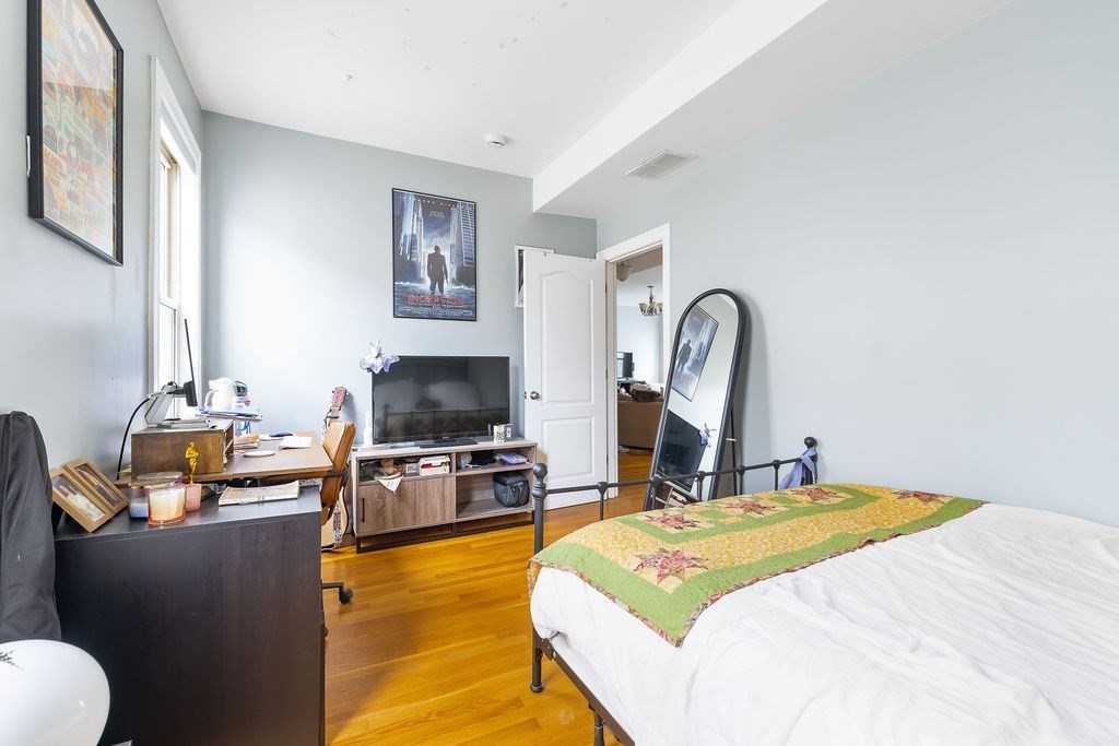 106 Chester St. # 3