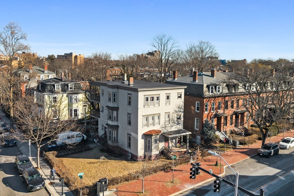 427-429 Broadway