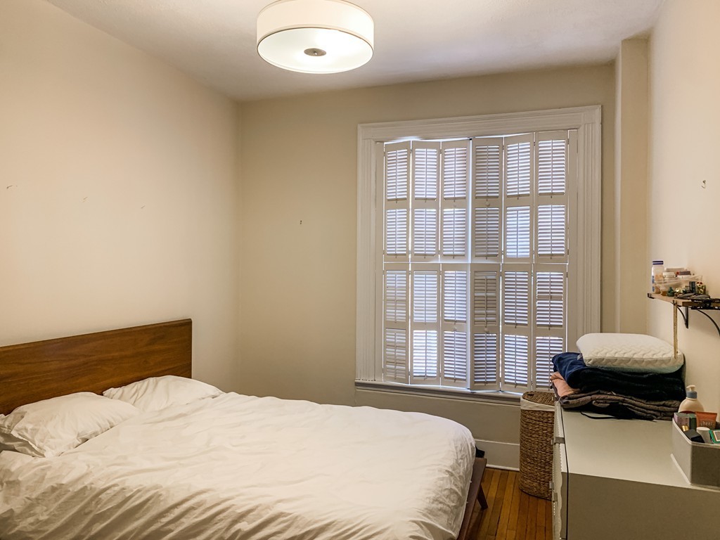 295 Commonwealth Ave. # 5C