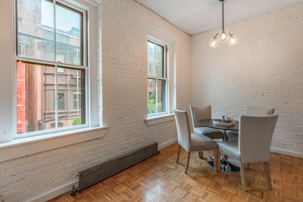 293 Commonwealth Ave. # 1F