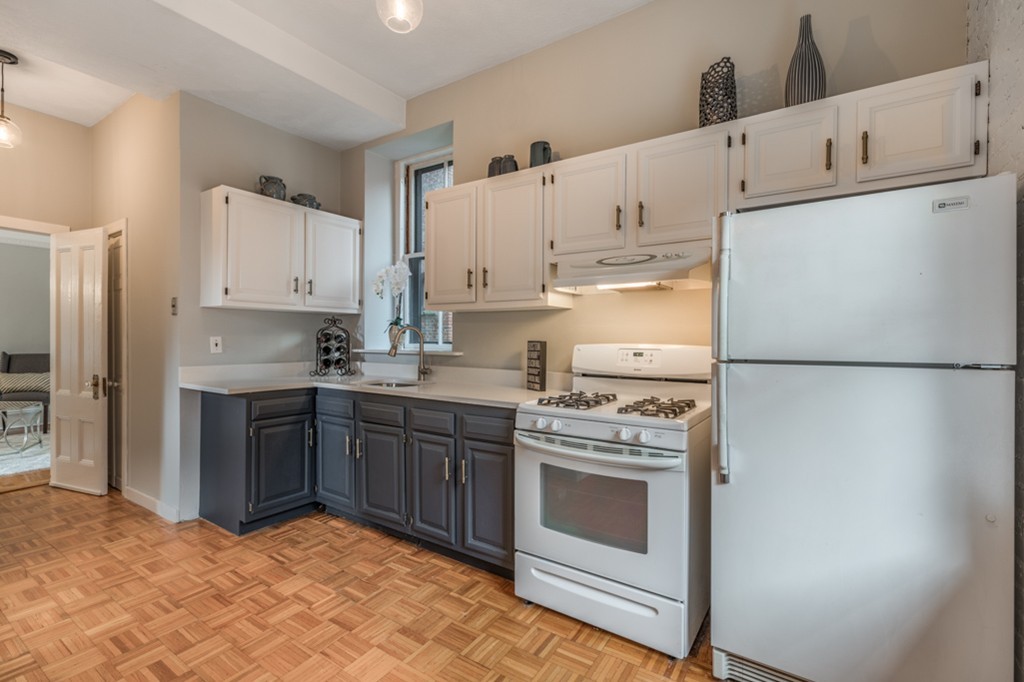 293 Commonwealth Ave. # 1F