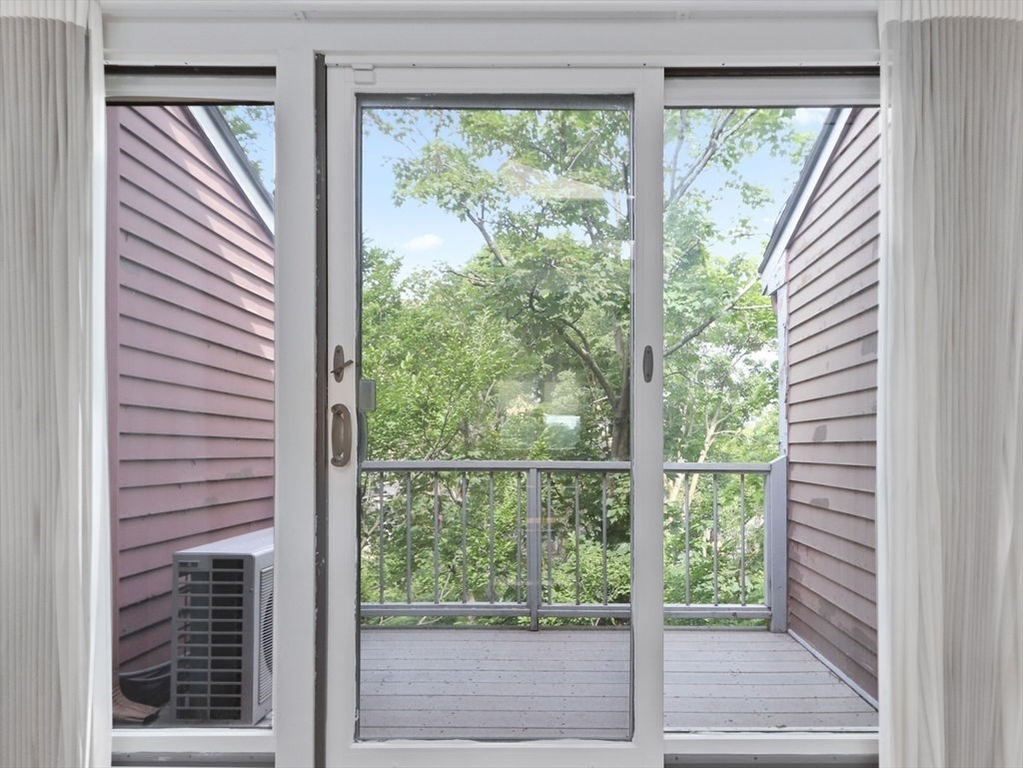 336 Harvard St. Unit: E