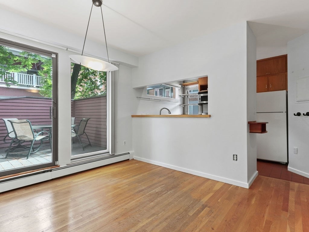 336 Harvard St. Unit: E