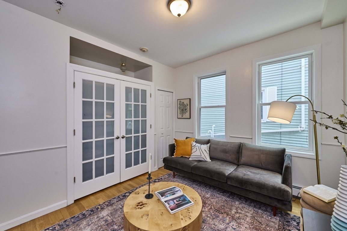 9 Mullins Ct. # D