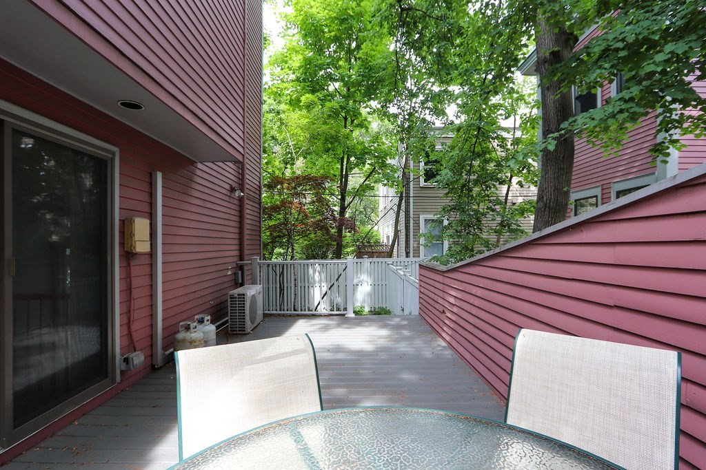 336 Harvard St. Unit: E
