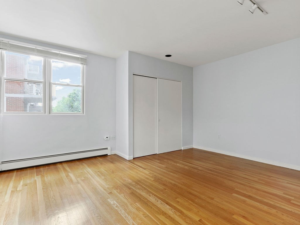 336 Harvard St. Unit: E