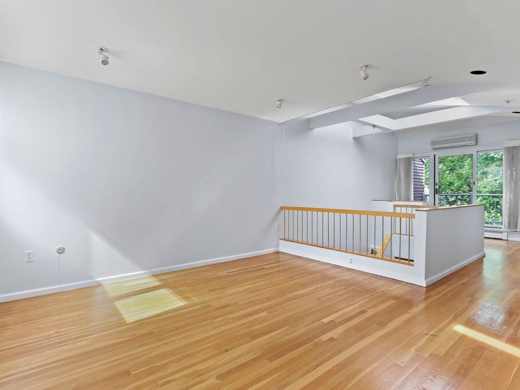 336 Harvard St. Unit: E