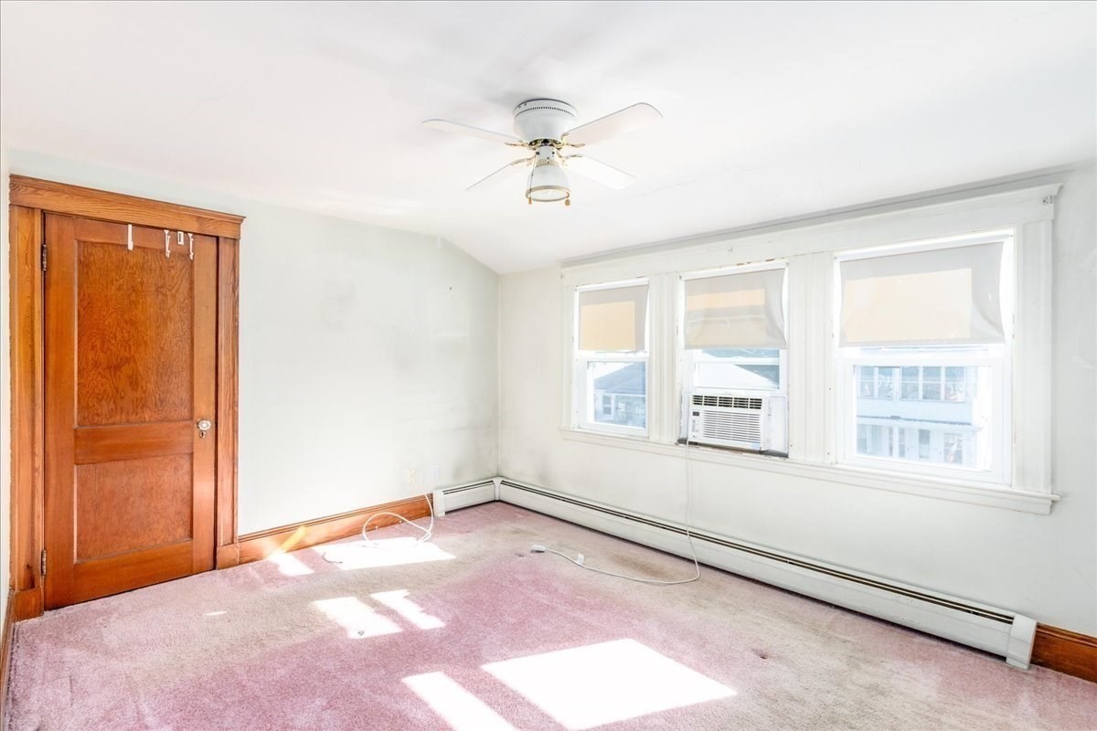 27 Stearns Ave