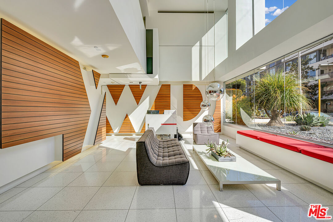 6735 Yucca St Unit: 101