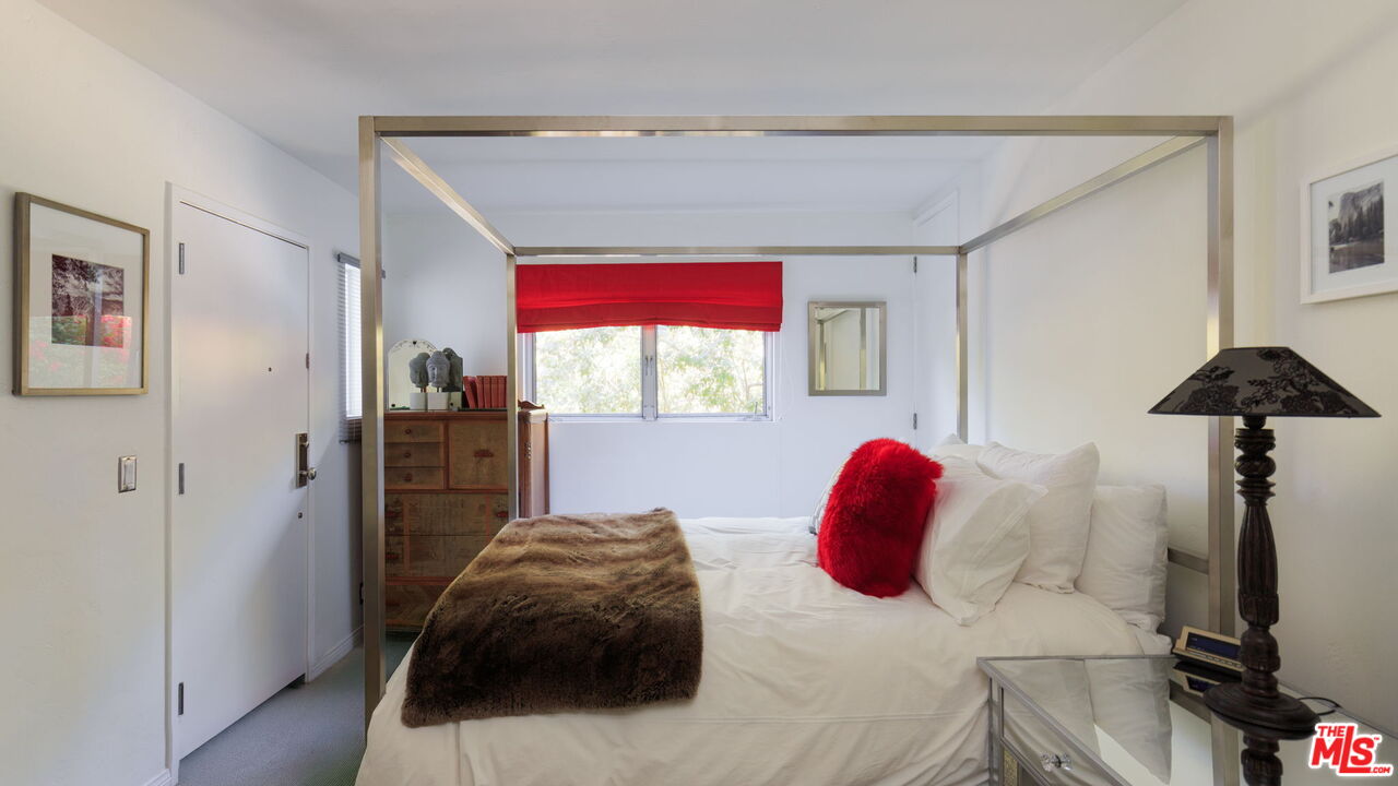 14622 Valley Vista Blvd