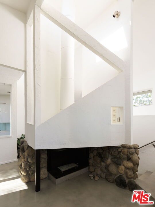 14622 Valley Vista Blvd