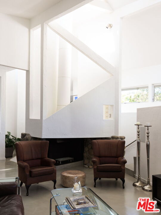 14622 Valley Vista Blvd