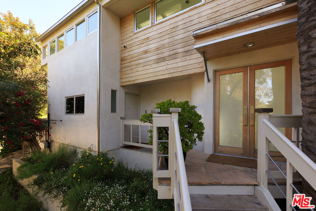 14622 Valley Vista Blvd