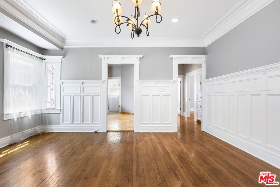 2230 W 30th St