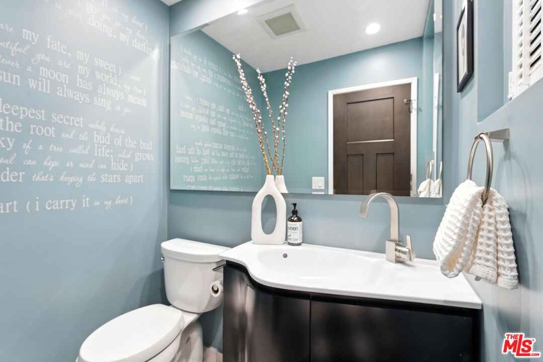 12602 Pacific Ave Unit: 5