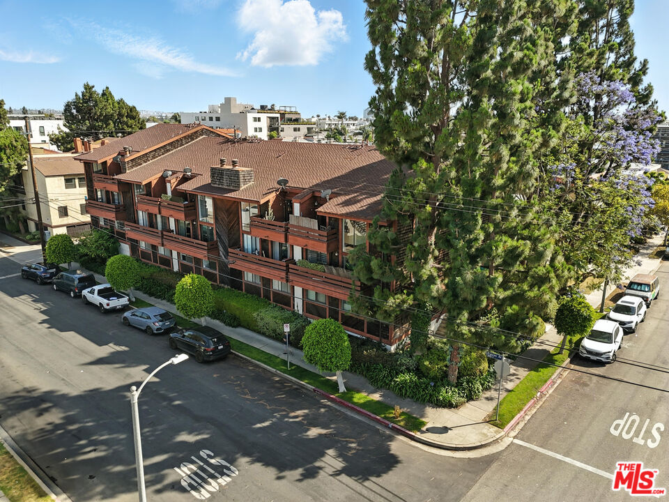 12602 Pacific Ave Unit: 5