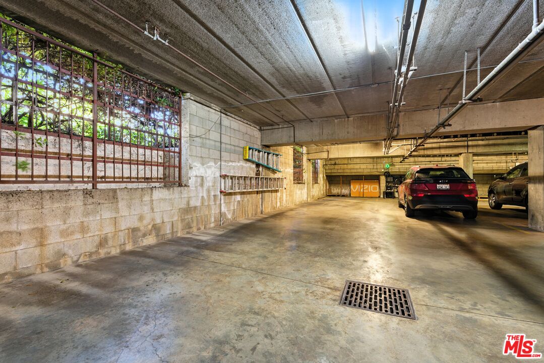 12602 Pacific Ave Unit: 5