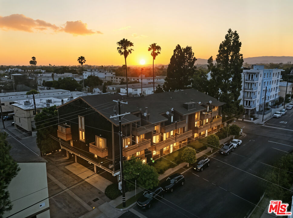 12602 Pacific Ave Unit: 5