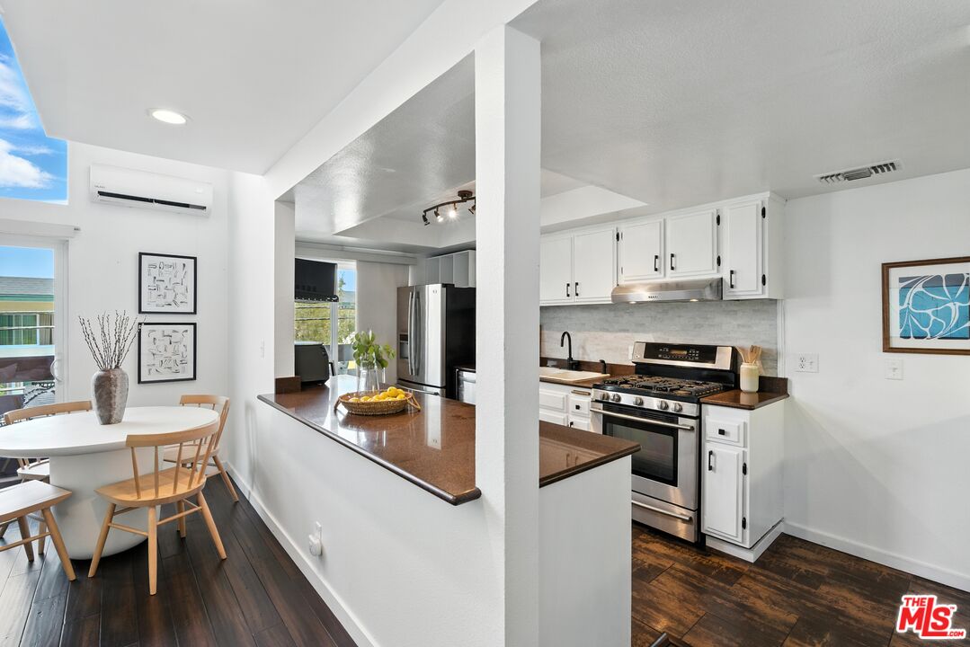 12602 Pacific Ave Unit: 5