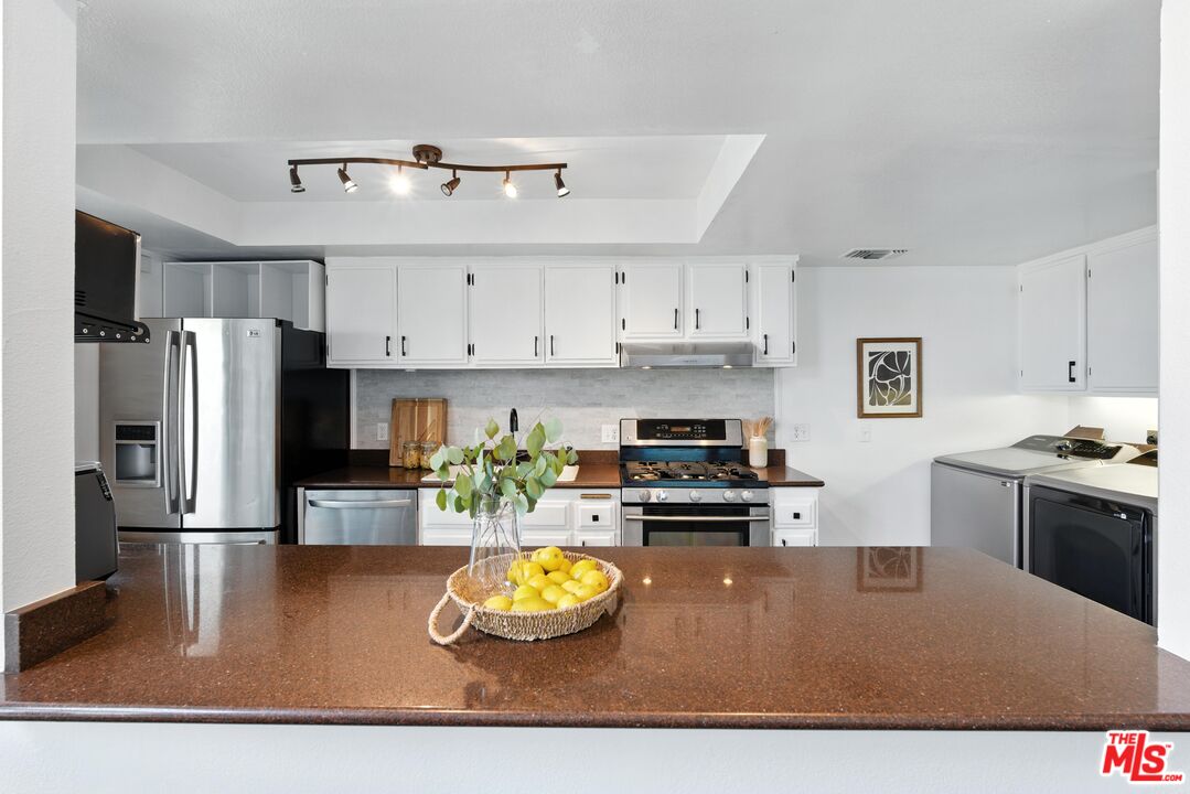 12602 Pacific Ave Unit: 5