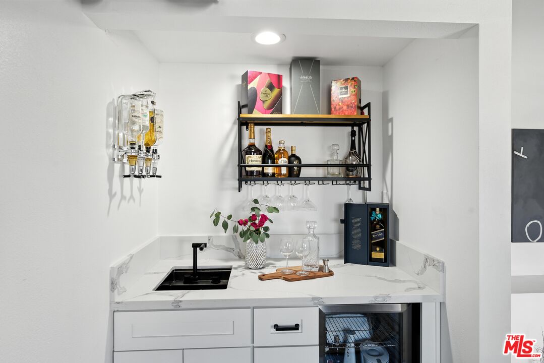 12602 Pacific Ave Unit: 5