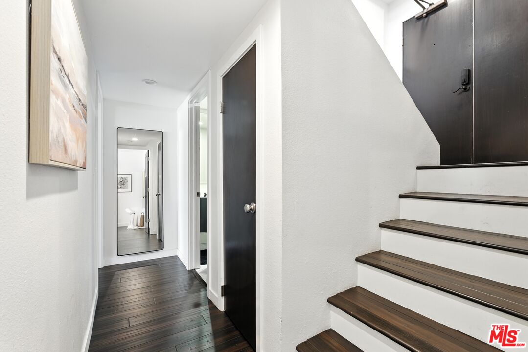 12602 Pacific Ave Unit: 5