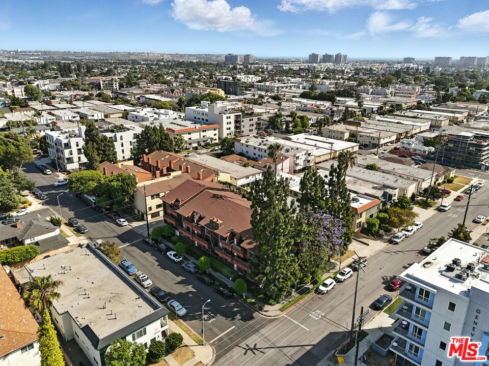 12602 Pacific Ave Unit: 5