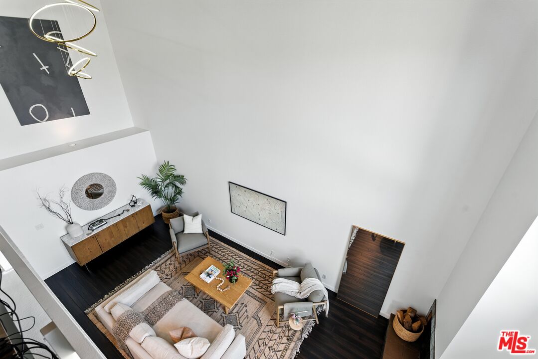 12602 Pacific Ave Unit: 5