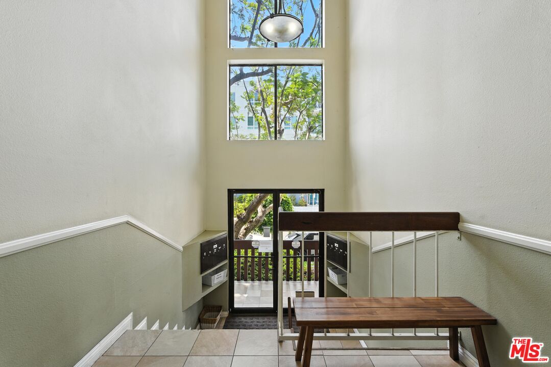 12602 Pacific Ave Unit: 5