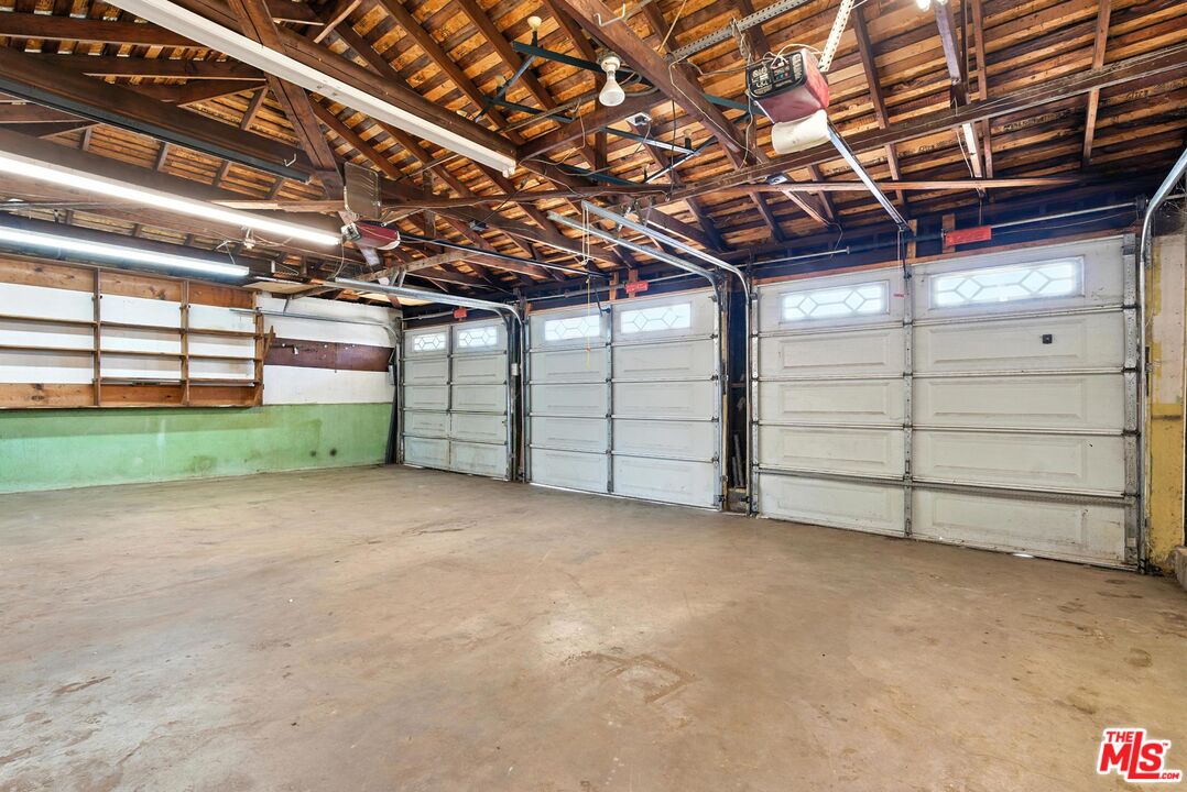 5644 S Garth Ave