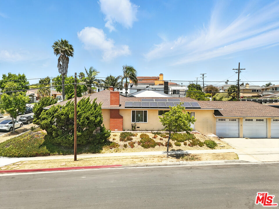 5644 S Garth Ave