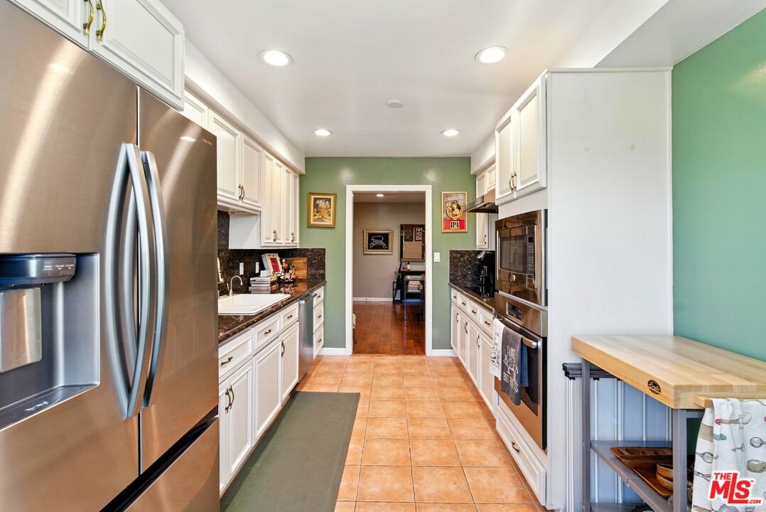 12955 Riverside Dr Unit: 210