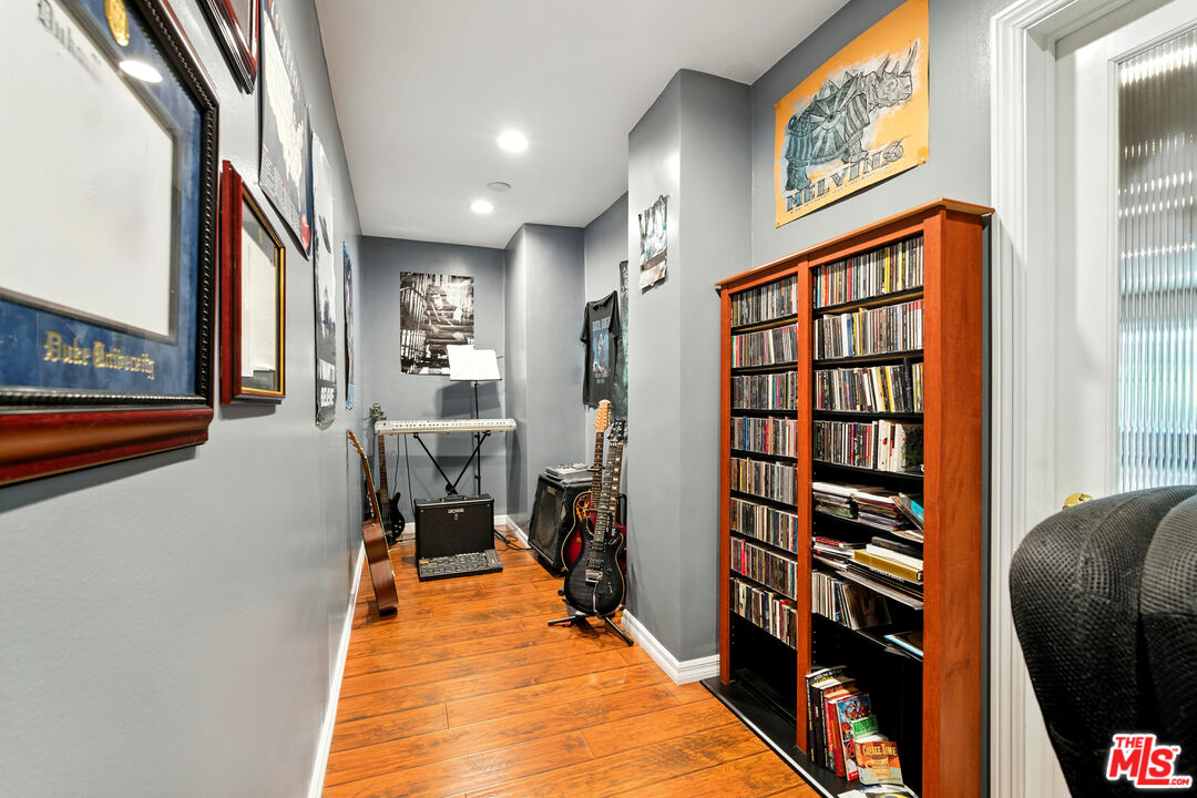 12955 Riverside Dr Unit: 210