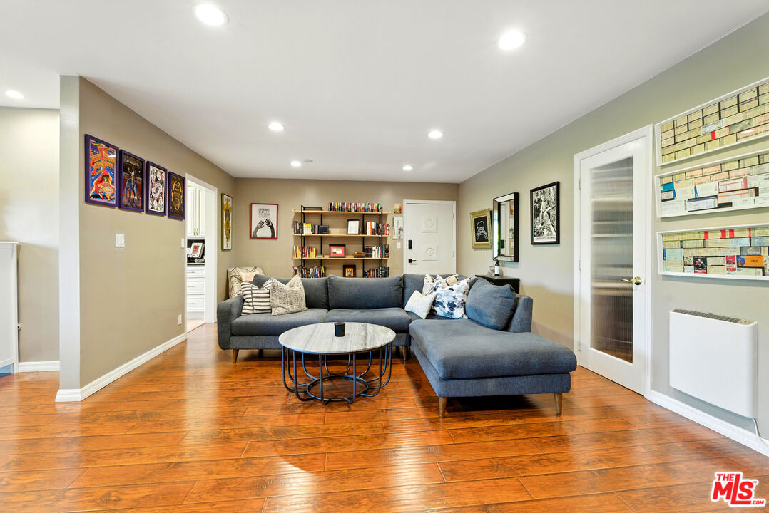 12955 Riverside Dr Unit: 210