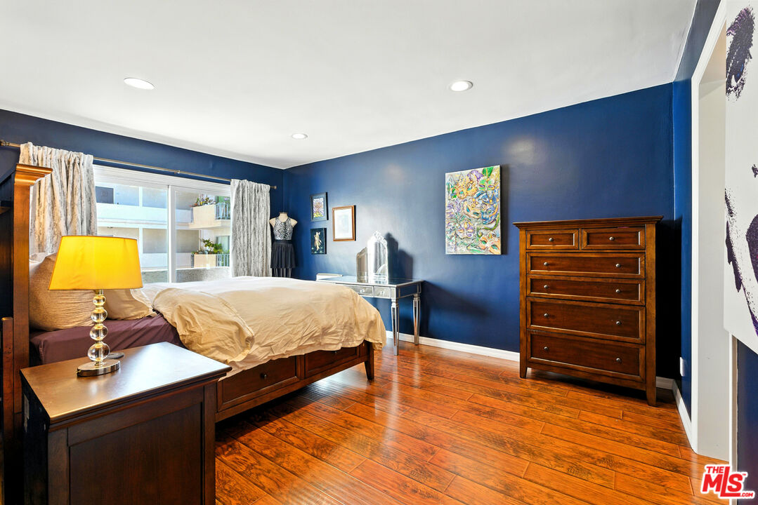 12955 Riverside Dr Unit: 210