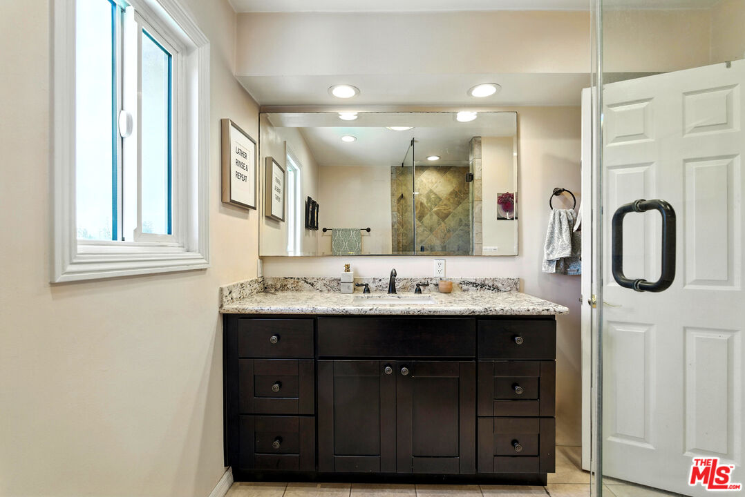 12955 Riverside Dr Unit: 210