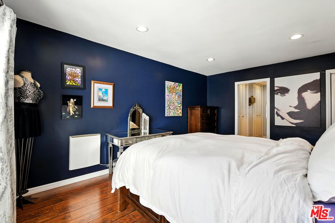 12955 Riverside Dr Unit: 210