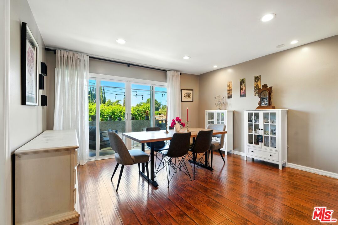 12955 Riverside Dr Unit: 210