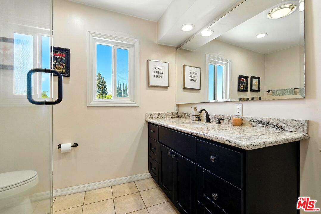 12955 Riverside Dr Unit: 210