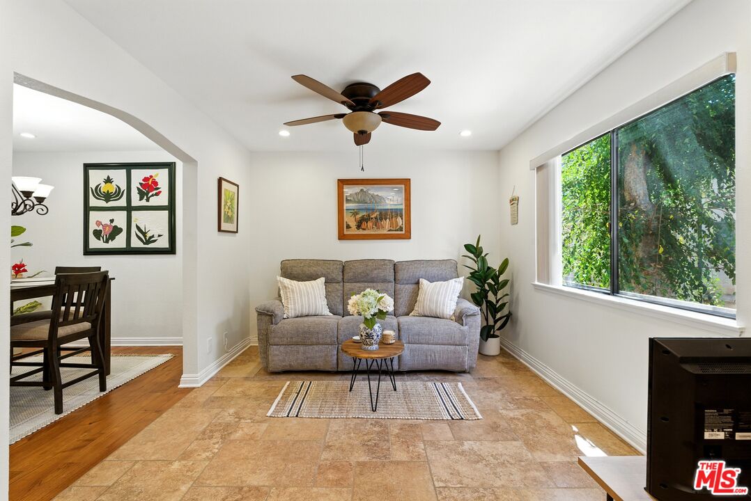 9000 Vanalden Ave Unit: 197