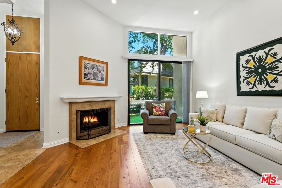 9000 Vanalden Ave Unit: 197