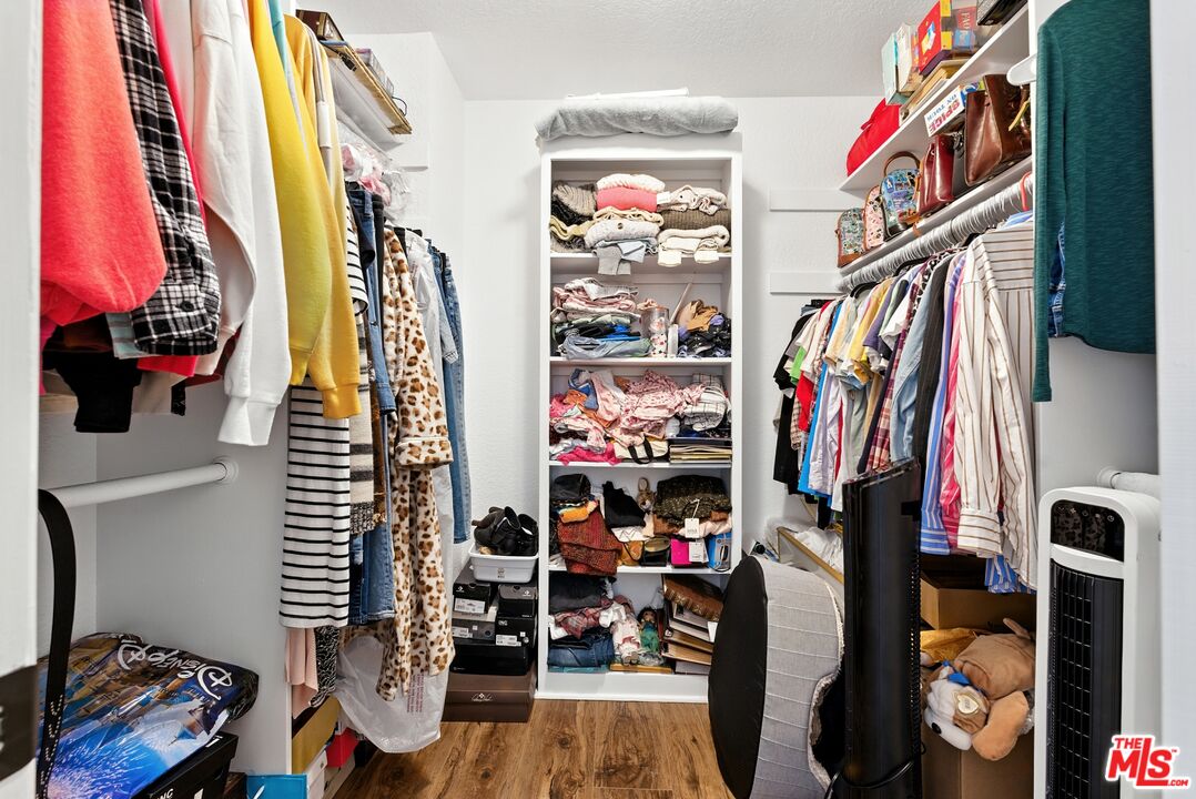 9000 Vanalden Ave Unit: 197