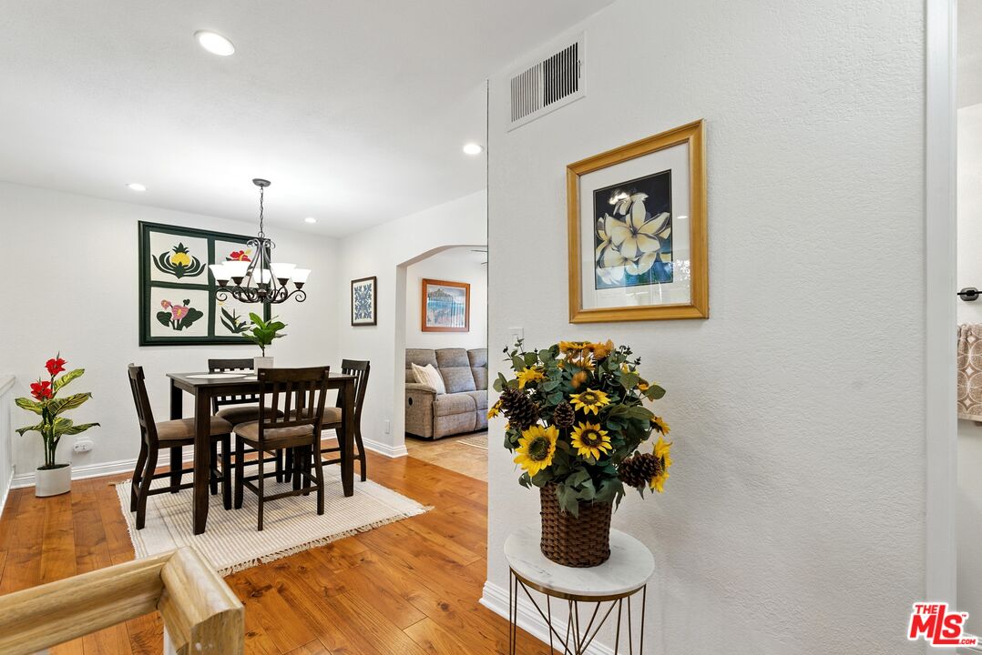 9000 Vanalden Ave Unit: 197